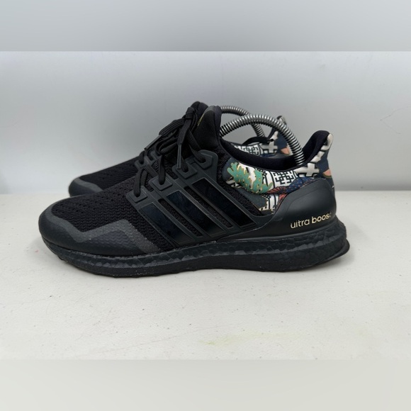 Adidas UltraBoost DNA Chinese New Year 2020 Men's Size 8.5 FW4324 - Picture 1 of 10